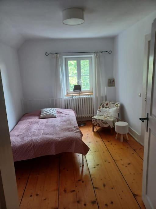 Ferienwohnung In Der Villa Sana Mit Grossem Garten Rofingen Exterior foto